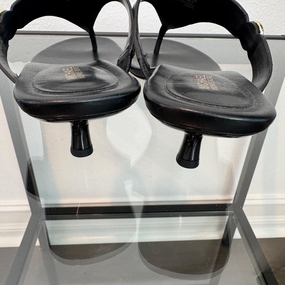 MICHAEL KORS women’s black Lucinda Kitten Heel Leather Sandals Size 9 NWOB - Picture 8 of 12